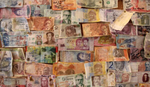 How To Travel Cheaply: 10 Ways To Stay On Budget
