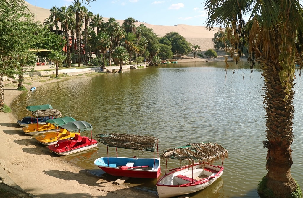 A village around a lagoon