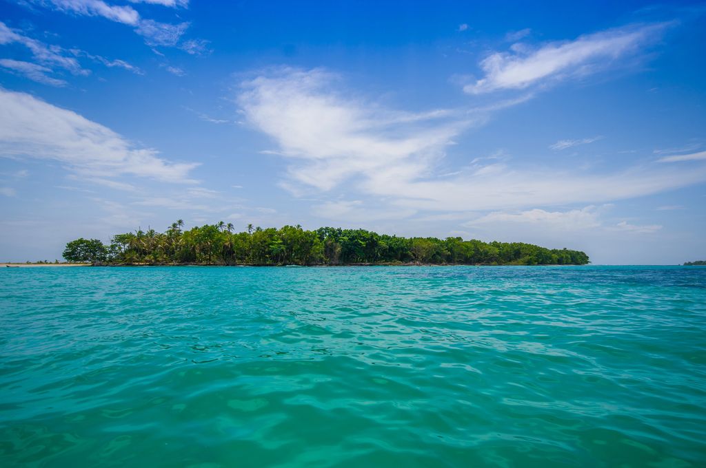 Isla Zapatilla and surrounding blue-green waters in Bocas del Toro.